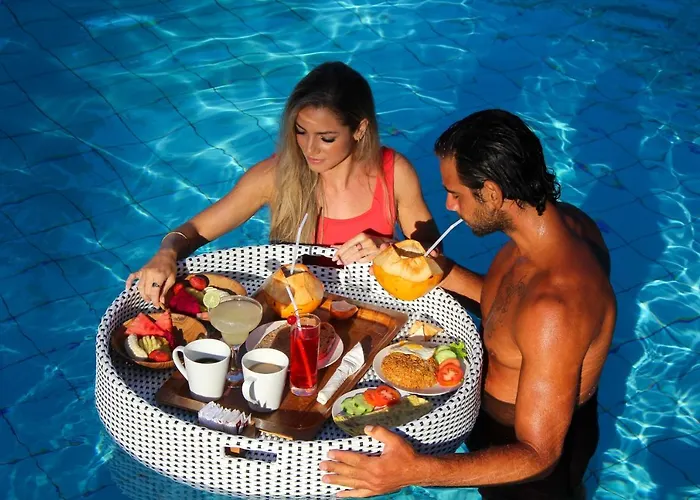 Bali Island 5* Pekutatan (Bali)